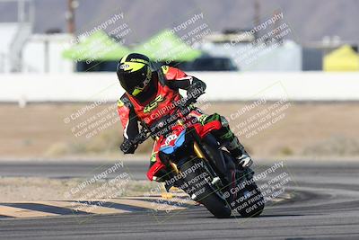 media/Jan-15-2026-Racers Edge (Thu) [[dfebeb70ab]]/3-B Group/Session 1 Turn 15/